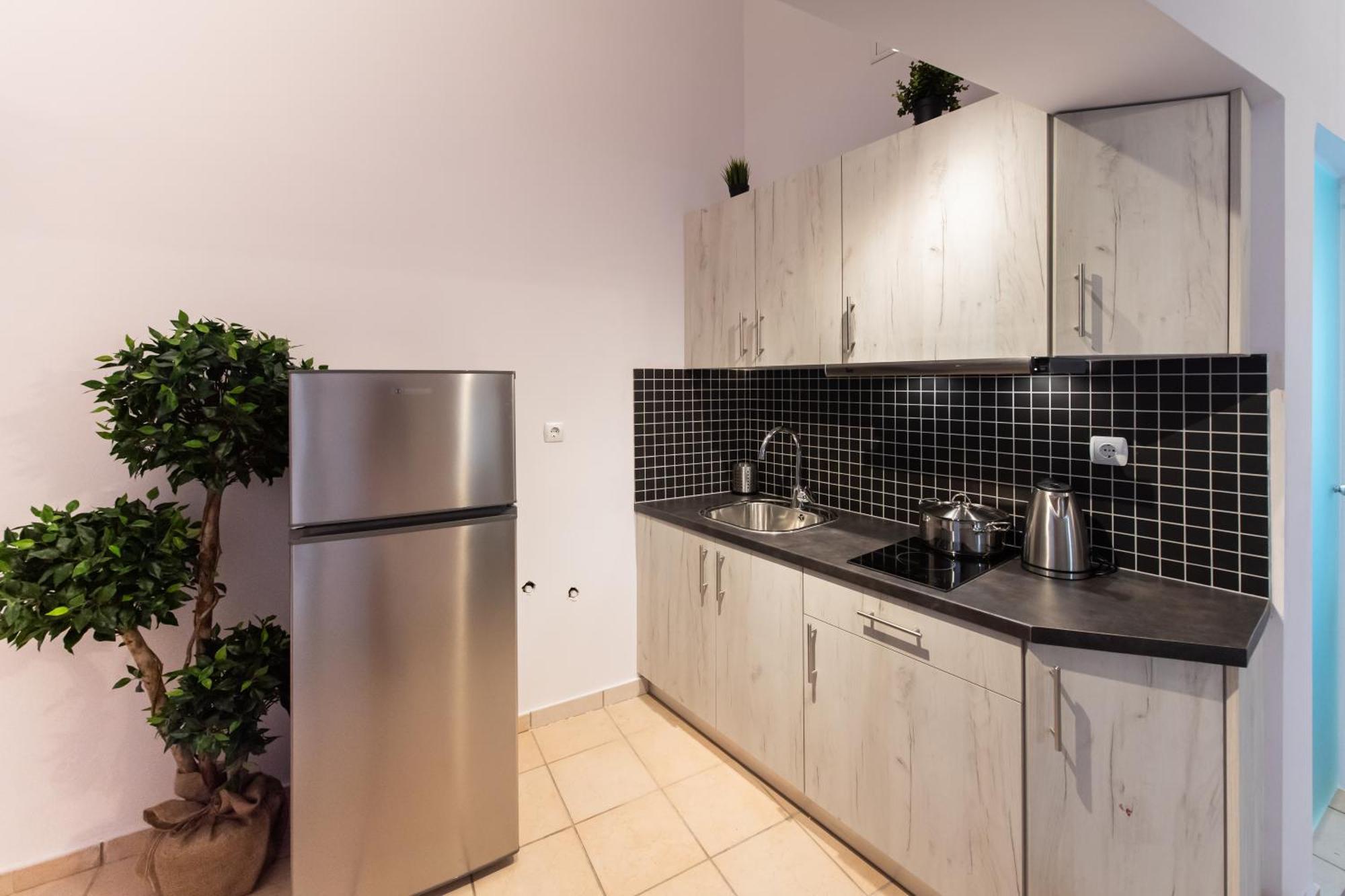 Drakatos Apartments Василики Екстериор снимка